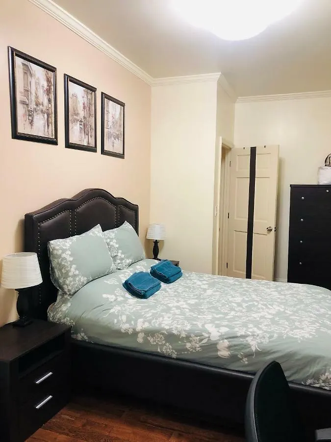 Modern 2 Bedroom Apartment Nyc New York